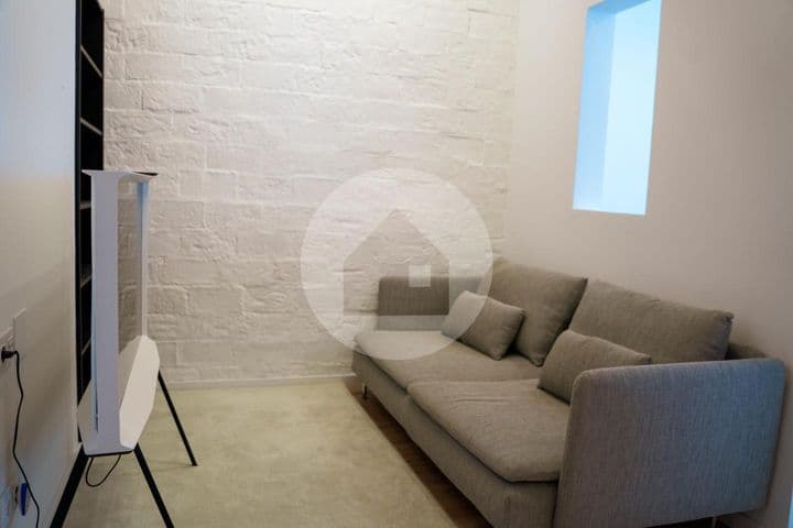 1 bedroom apartment for rent in Sants-Montjuic, Spain - Image 3