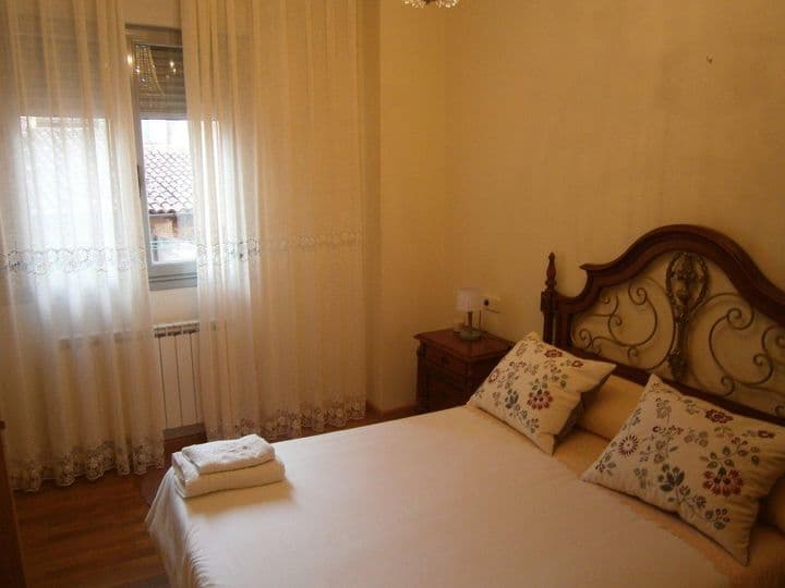 1 bedroom apartment for rent in Zamora, Spain - Image 9