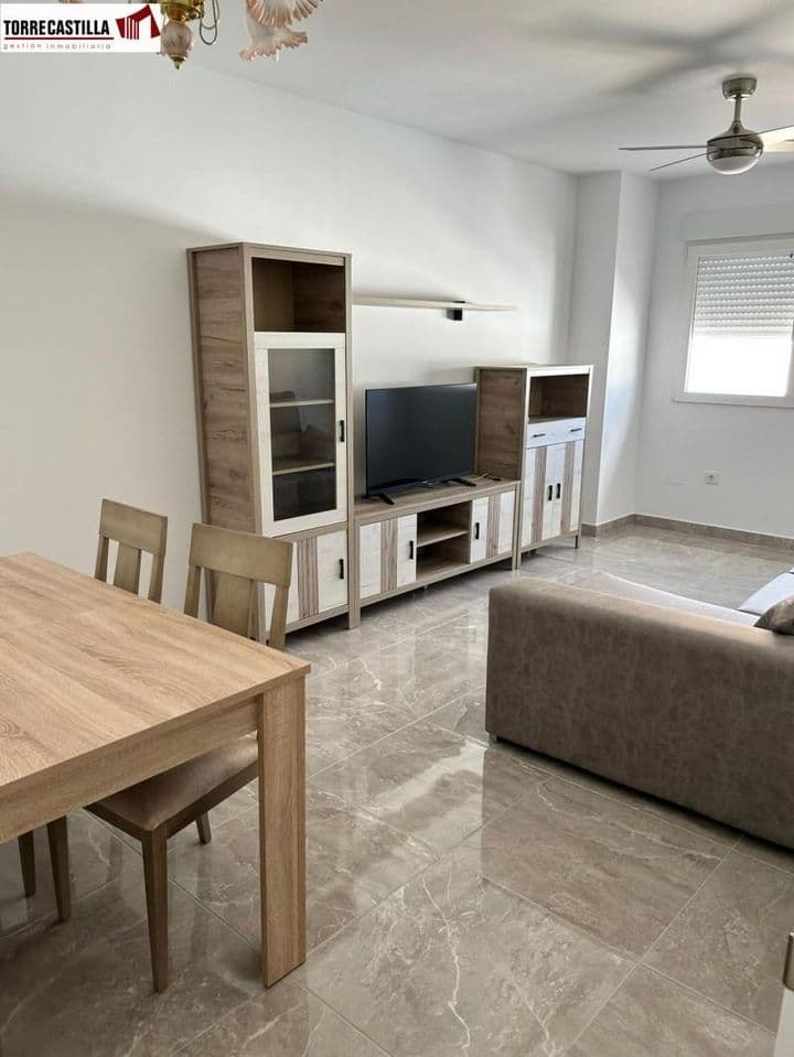 2 bedrooms apartment for rent in Albacete, Spain - Image 4