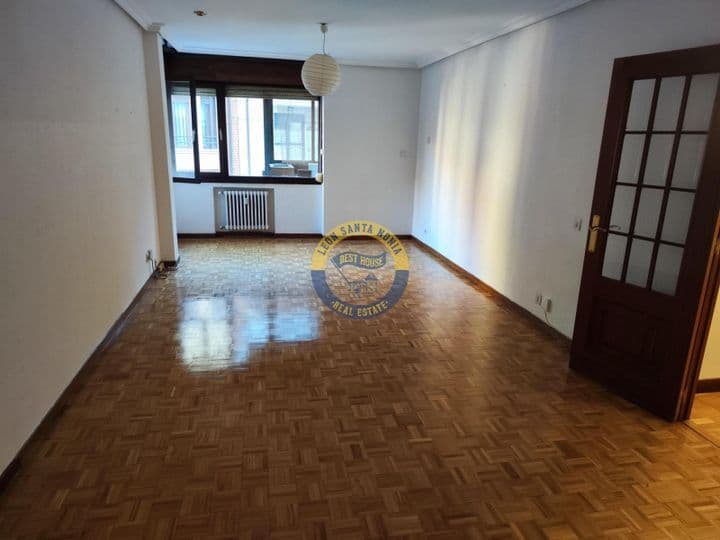 4 bedrooms apartment for sale in Leon, Spain - Image 3