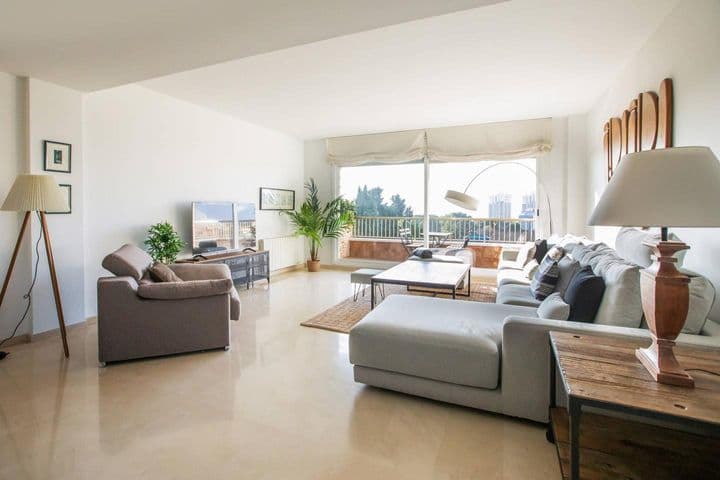 3 bedrooms apartment for rent in Bajo Llobregat, Spain - Image 6