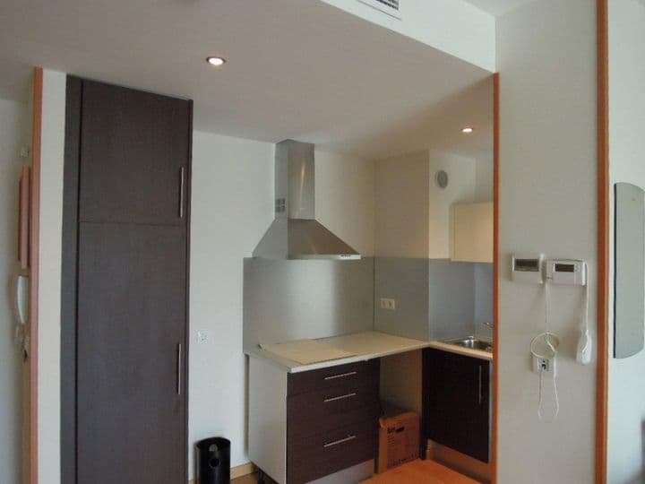 1 bedroom apartment for sale in Valladolid, Spain - Image 3