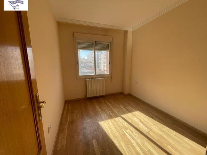 3 bedrooms apartment for sale in Albacete, Spain - Image 11