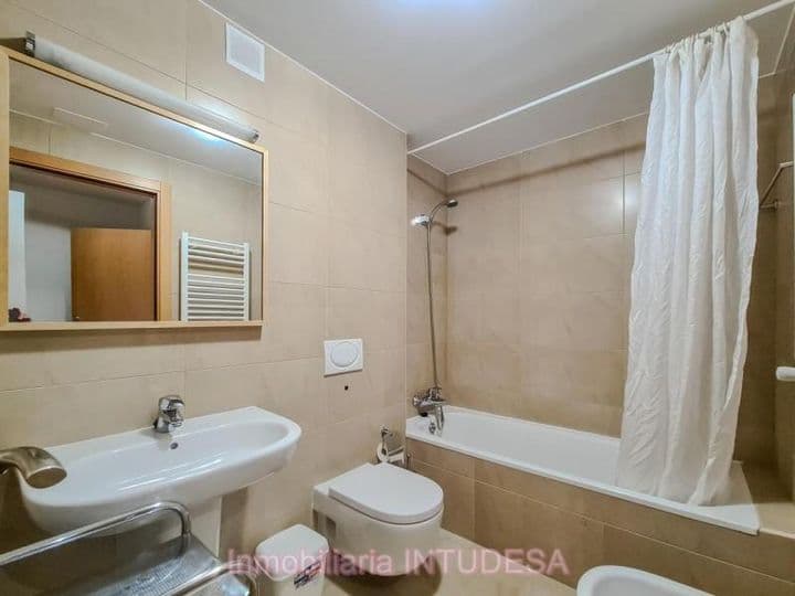 2 bedrooms apartment for rent in Tudela, Spain - Image 9