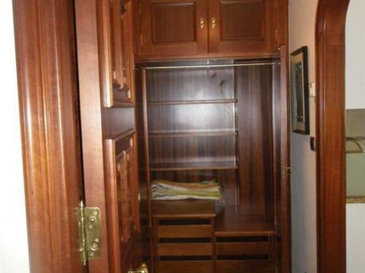 1 bedroom apartment for rent in Vigo, Spain - Image 11