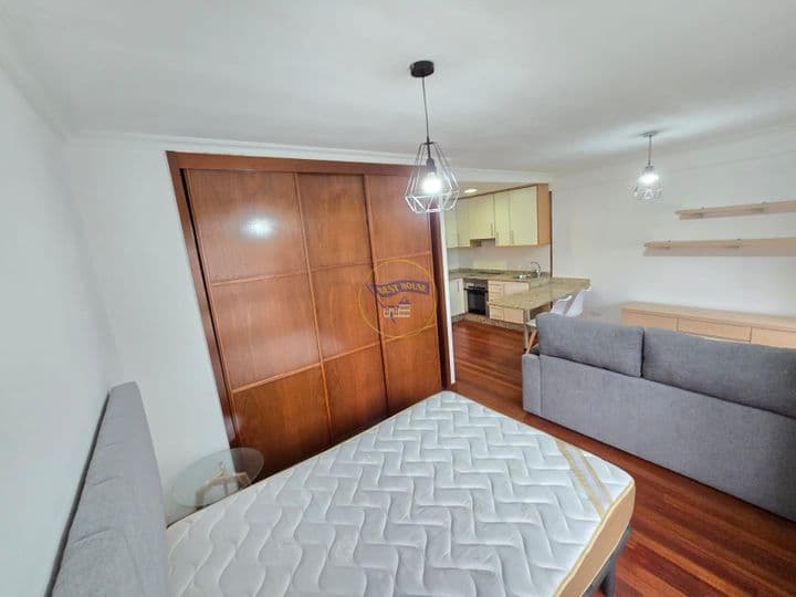 1 bedroom apartment for rent in Vigo, Spain - Image 11