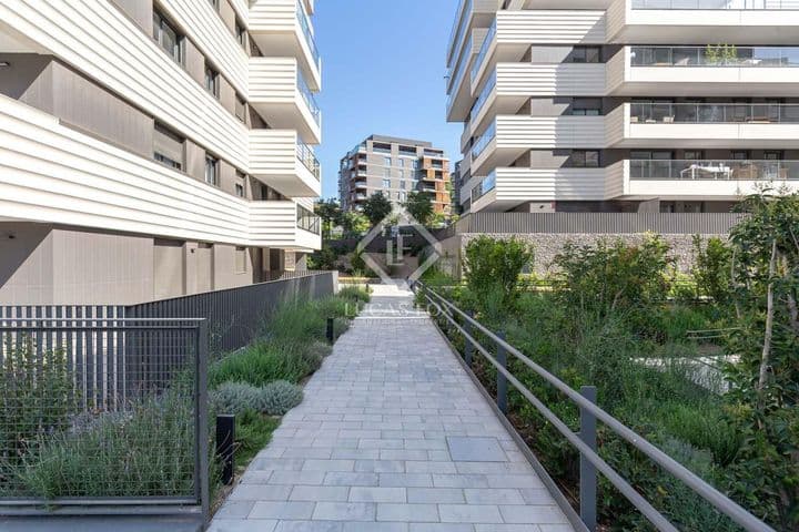 2 bedrooms apartment for rent in Bajo Llobregat, Spain - Image 2