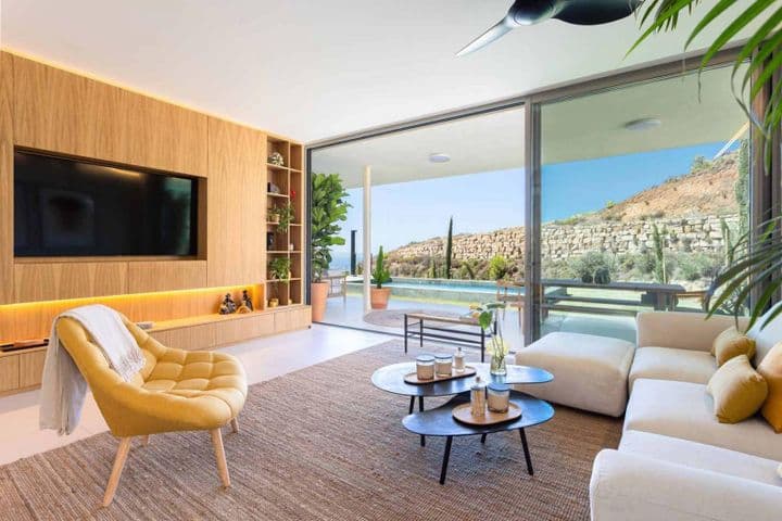 3 bedrooms house for sale in Fuengirola, Spain - Image 8