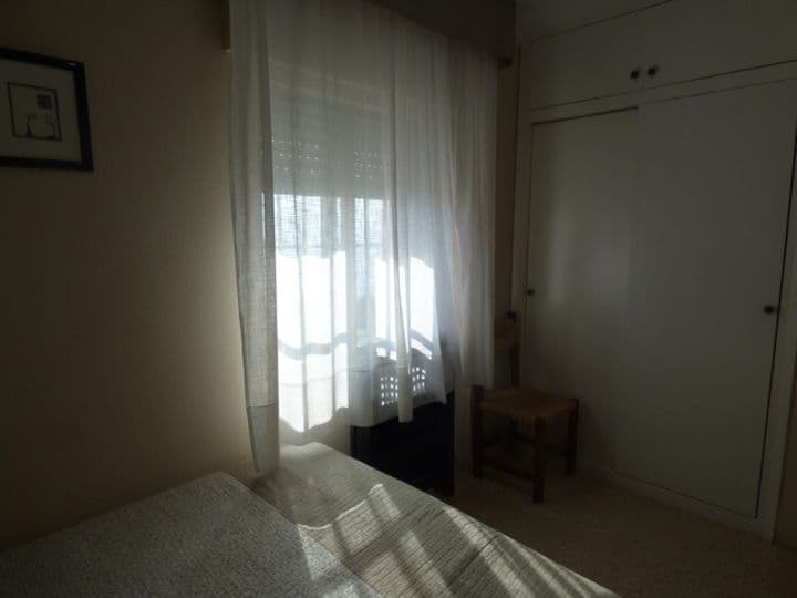 2 bedrooms apartment for rent in Poniente-Faro, Spain - Image 4