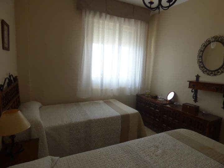 2 bedrooms apartment for rent in Poniente-Faro, Spain - Image 8