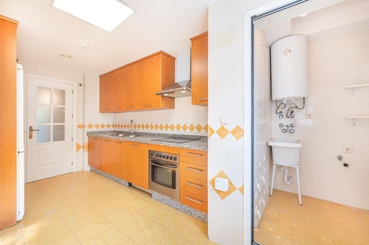 3 bedrooms apartment for rent in Elviria-Cabopino, Spain - Image 8