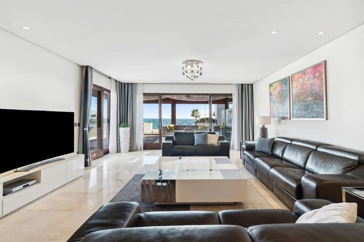 3 bedrooms house for sale in Estepona, Spain - Image 4