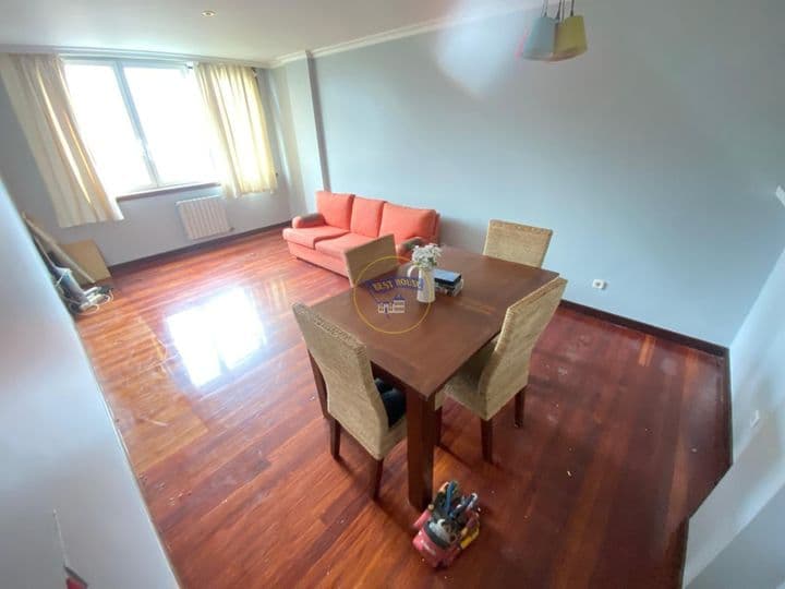 2 bedrooms apartment for rent in Vigo, Spain - Image 6