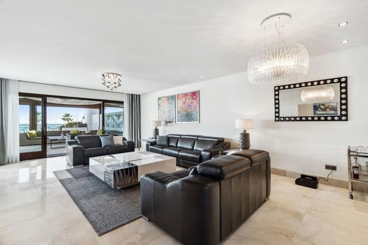 3 bedrooms house for sale in Estepona, Spain - Image 3