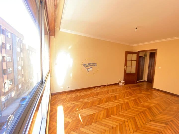 2 bedrooms apartment for rent in Vigo, Spain - Image 8