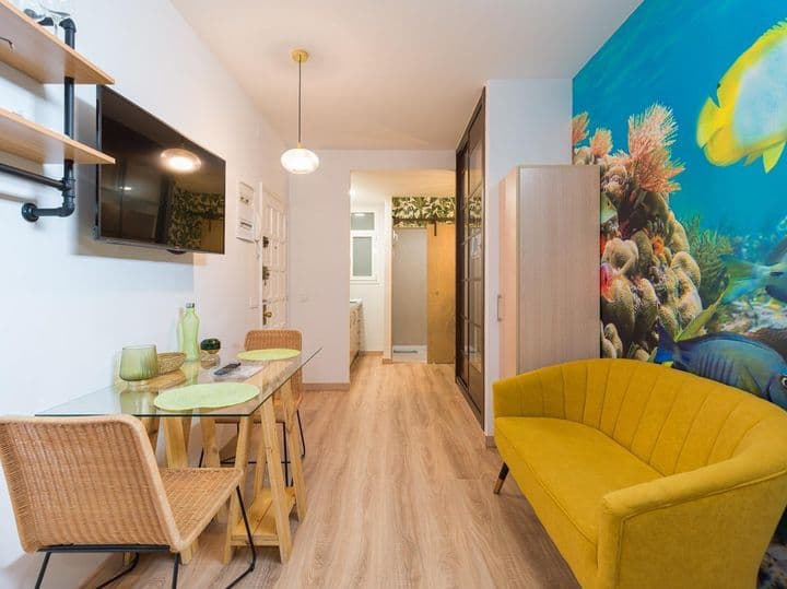 Apartment for sale in Las Palmas de Gran Canaria, Spain - Image 9