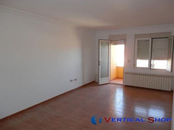 3 bedrooms apartment for sale in Albacete, Spain - Image 2