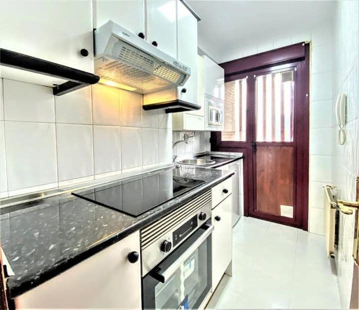 1 bedroom apartment for sale in Oviedo, Spain - Image 7