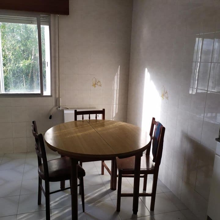 3 bedrooms apartment for rent in Santiago de Compostela, Spain - Image 10