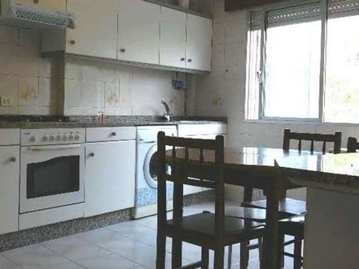 3 bedrooms apartment for rent in Santiago de Compostela, Spain