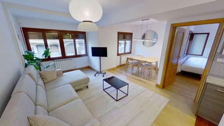 3 bedrooms apartment for rent in Donostia-San Sebastian, Spain - Image 11