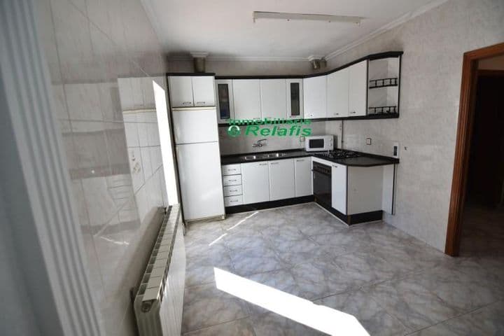 3 bedrooms apartment for sale in Salamanca, Spain - Image 3