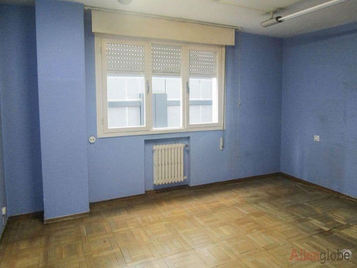 3 bedrooms apartment for sale in Oviedo, Spain - Image 2