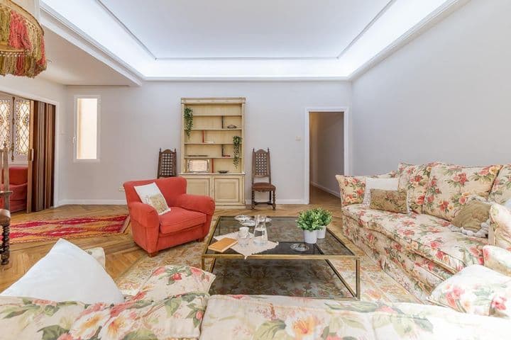 5 bedrooms apartment for rent in Retiro, Spain - Image 6