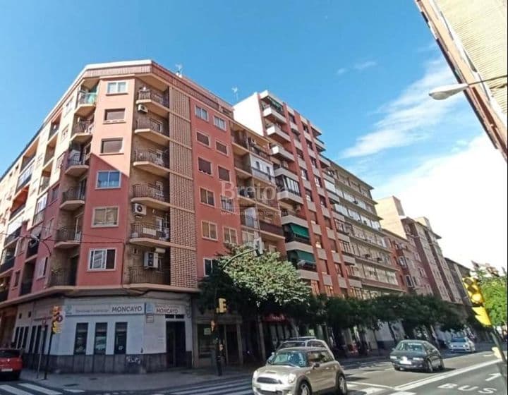 5 bedrooms apartment for rent in Universidad, Spain