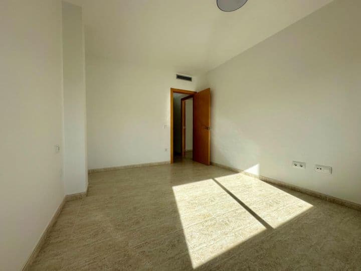 2 bedrooms apartment for rent in Bajo Ebro, Spain - Image 10