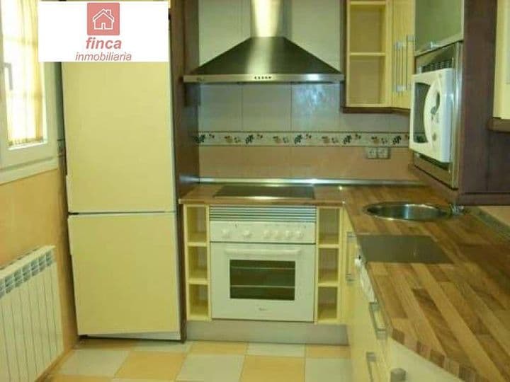 2 bedrooms apartment for rent in Montijo, Spain - Image 2