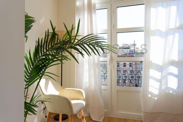 1 bedroom apartment for rent in Eixample, Spain - Image 6