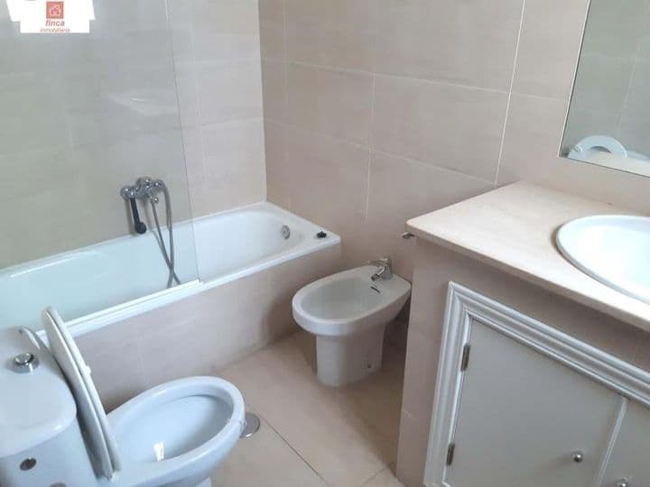 3 bedrooms apartment for rent in Montijo, Spain - Image 9