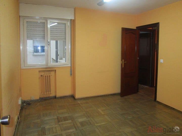 3 bedrooms apartment for sale in Oviedo, Spain - Image 5