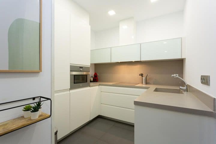 2 bedrooms apartment for rent in Poblenou, Spain - Image 7