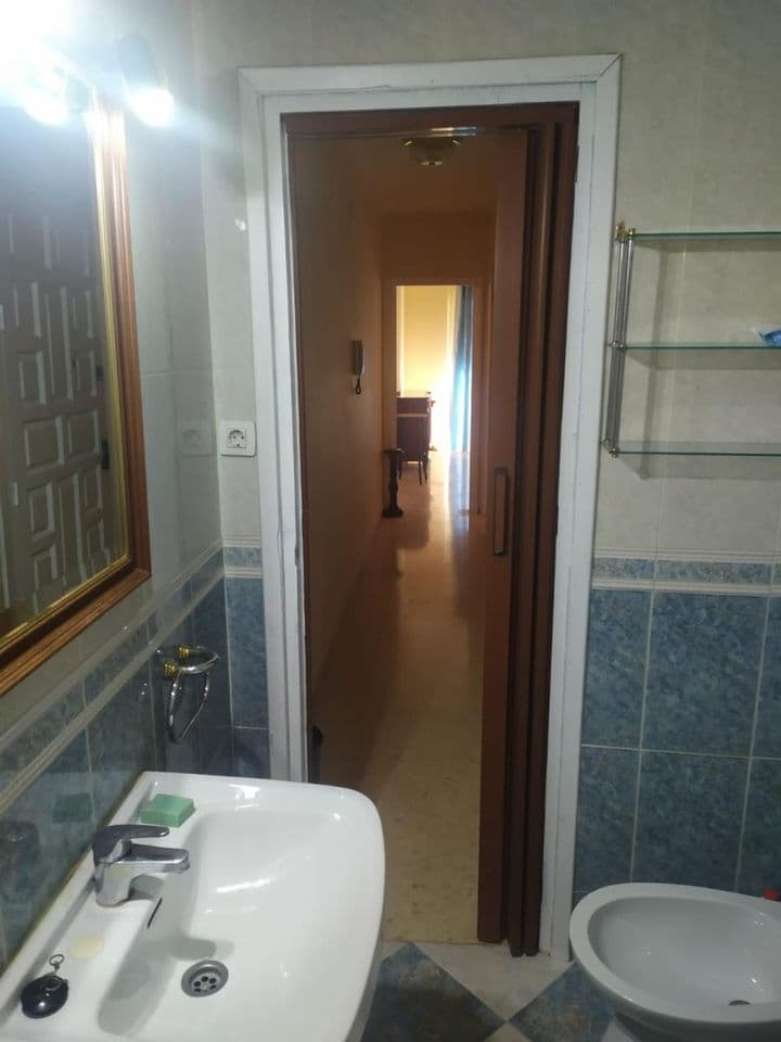 2 bedrooms apartment for rent in San Matias-Realejo, Spain - Image 9