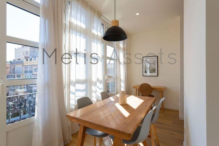 1 bedroom apartment for rent in Eixample, Spain - Image 8