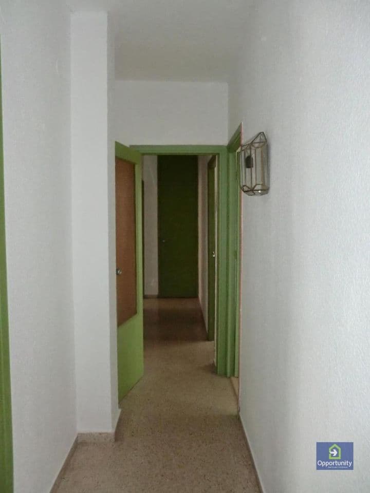 3 bedrooms apartment for rent in Granada, Spain - Image 11