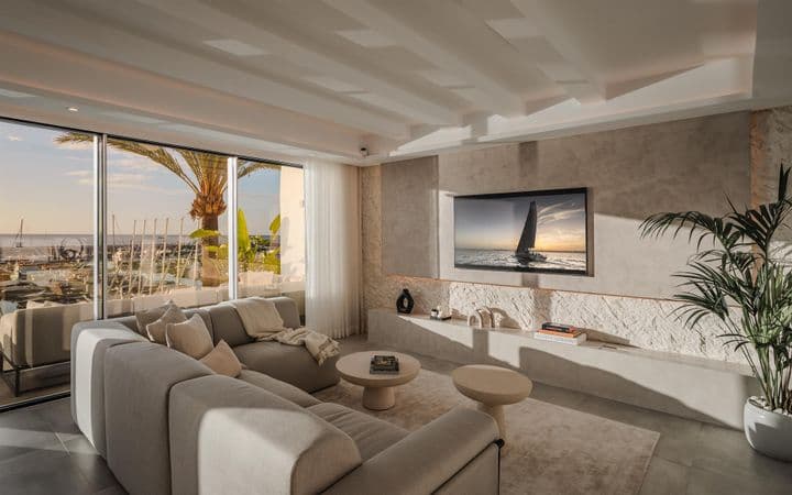 4 bedrooms apartment for sale in Marbella, Spain - Image 3