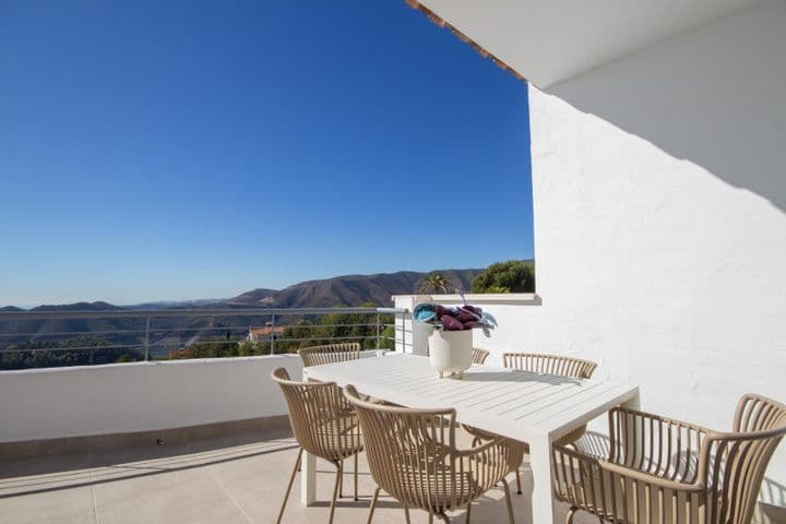 1 bedroom apartment for sale in Costa del Sol, Spain