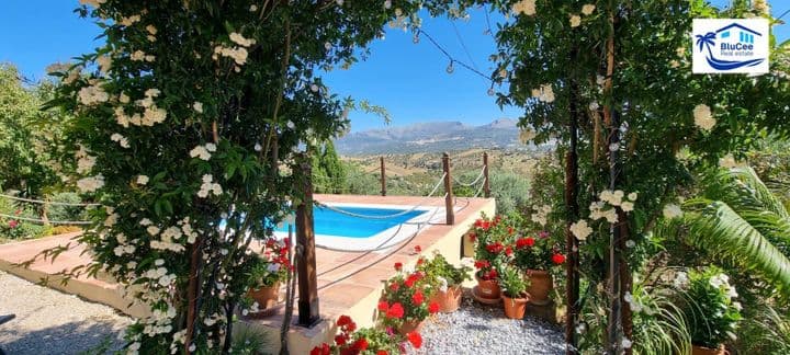 4 bedrooms house for sale in La Axarquia, Spain - Image 2