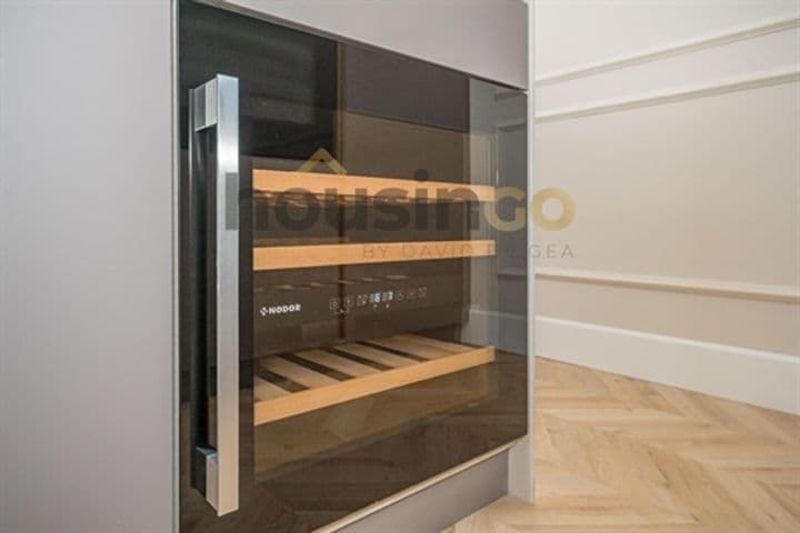 2 bedrooms apartment for sale in Madrid, Spain - Image 2