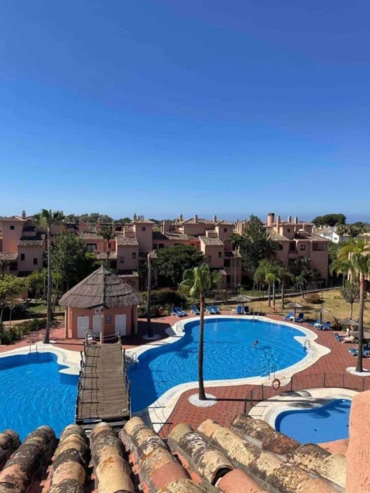 2 bedrooms house for sale in Estepona, Spain - Image 3