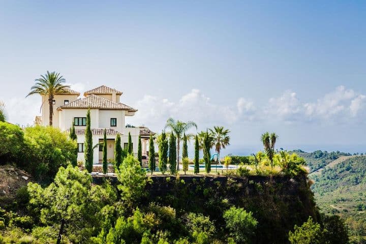 6 bedrooms house for sale in Benahavis, Spain - Image 3