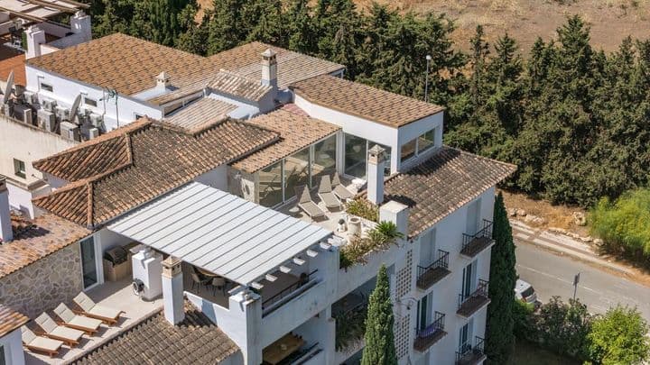 8 bedrooms house for sale in Nueva Andalucia, Spain - Image 3