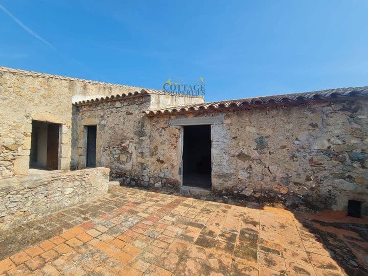 House for sale in Alto Ampurdan, Spain - Image 6