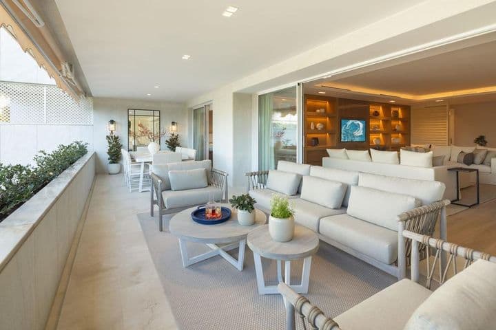 3 bedrooms apartment for sale in Puerto Banus, Spain