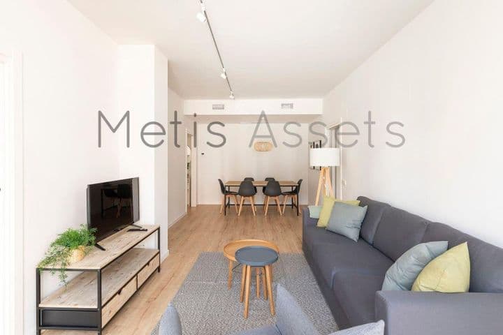 3 bedrooms apartment for rent in Poblenou, Spain - Image 3