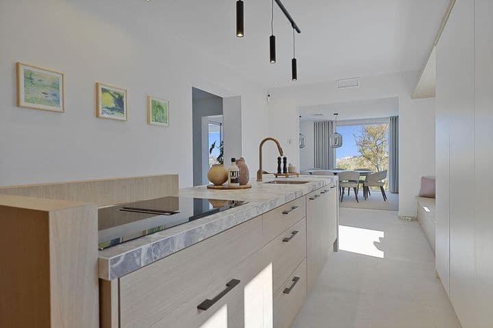 5 bedrooms house for sale in Estepona, Spain - Image 10