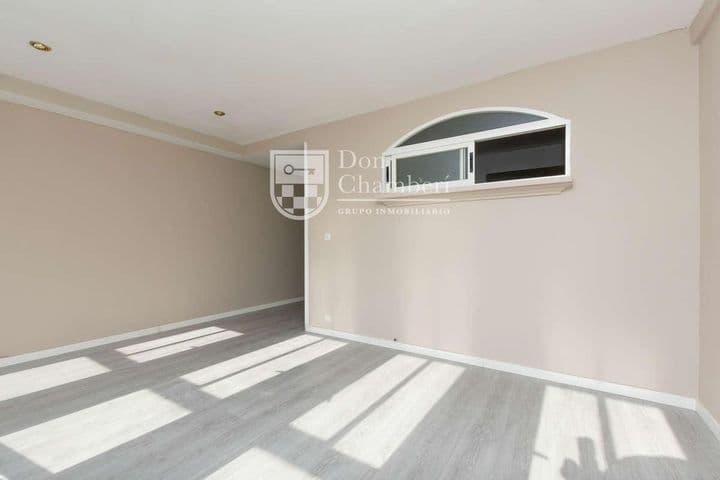 1 bedroom apartment for rent in Centro, Spain - Image 11